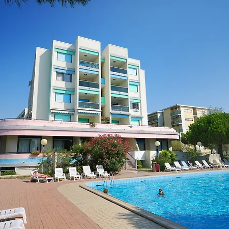 Apartment Luxor *